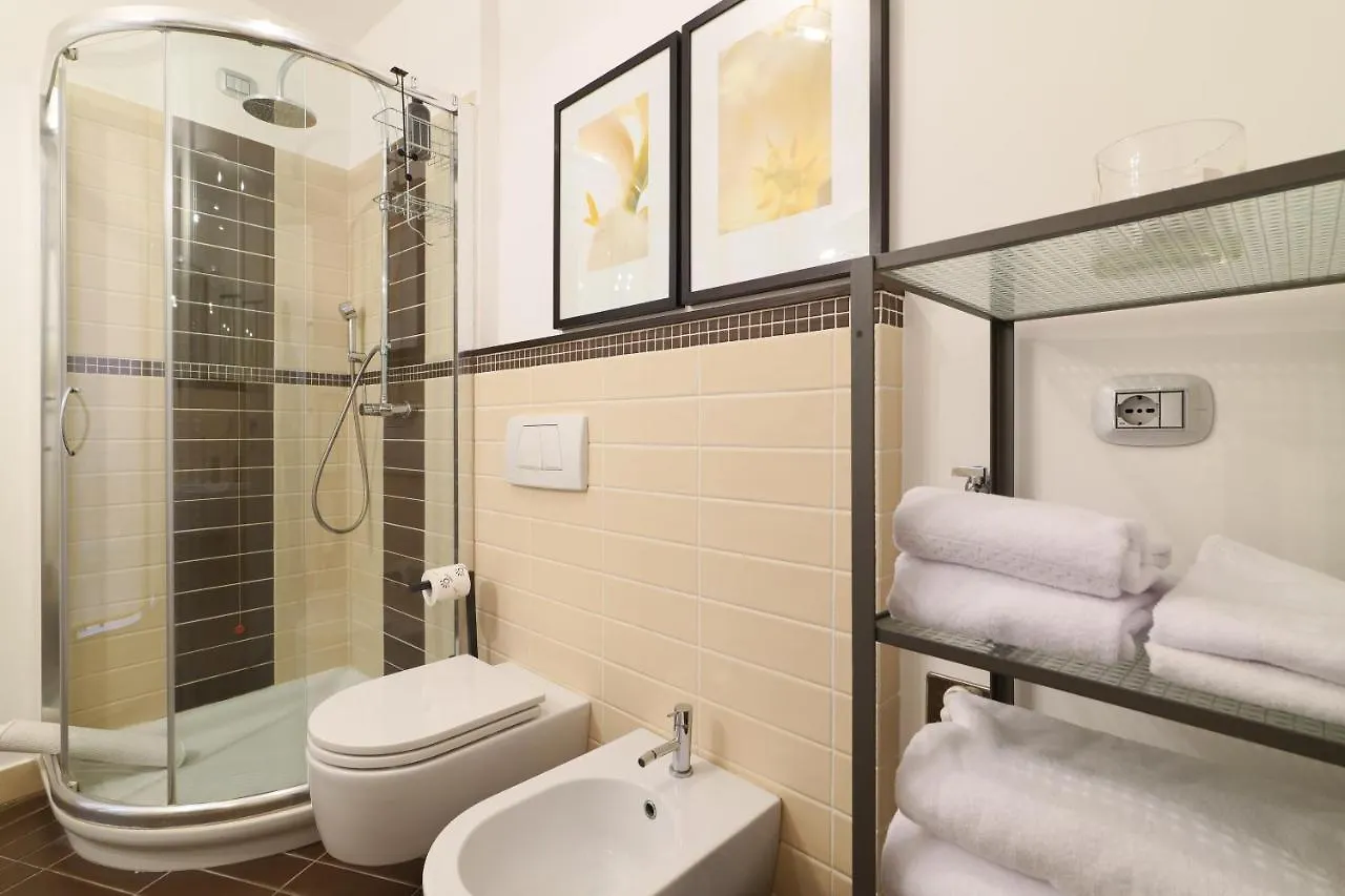 Nene-Il Vicolo Apartments And Rooms Bellagio Guest house