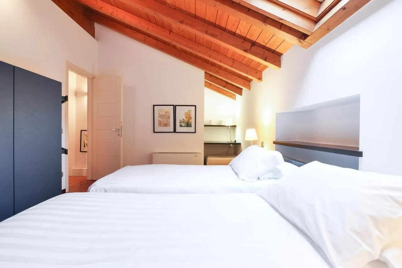 Nene-Il Vicolo Apartments And Rooms Bellagio 3*,  Italy